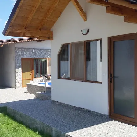 Guest 23 בית הארחה